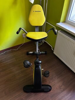 Predam stacionarny bicykel DIADORA - 2