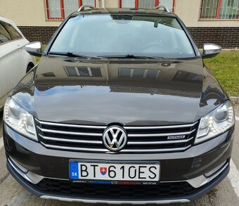 Volkswagen B7 Alltrack, rok 2013 Cena 8500 - 2