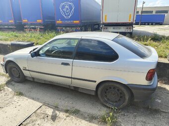 BMW E36 compact 1.8 - 2