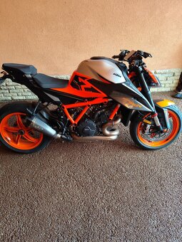 KTM 1290 Superduke R - 2