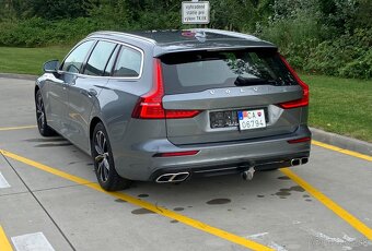 VOLVO V60 D3 (110kw automat) Momentum Pro - 2