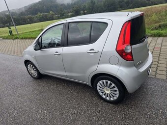 Opel Agila. - 2