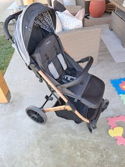 Športový kočík Momi estele - 2