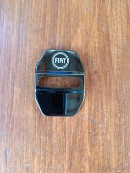 Predám krytky zámku dverí s logom Fiat - 2