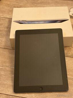 Ipad 2gen , 16gb + Speaker stand - 2