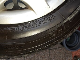 Predam celoročne pneumatiky + disky r 15 - 2