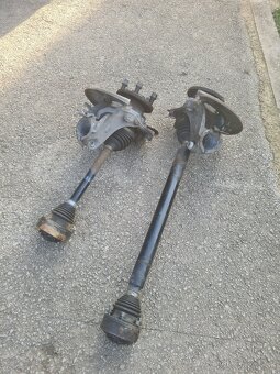 Poloosi s otocmi - 2