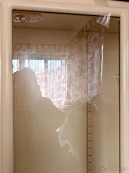 Retro lekárenská vitrína - 2