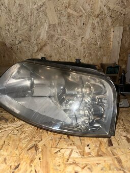 Svetlo VW Sharan - 2