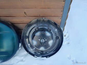 Kryt rezervy rav 4 rok 2001 - 2