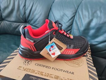 Pracovná bezpečnostná obuv - 2