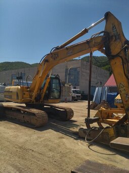 JCB 220 - 2