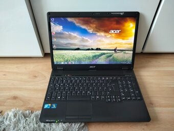 predám notebook Acer extensa 5635 / 4gb ram /250gb hdd - 2
