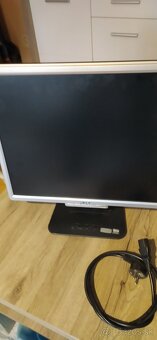 Monitor počítača - 2
