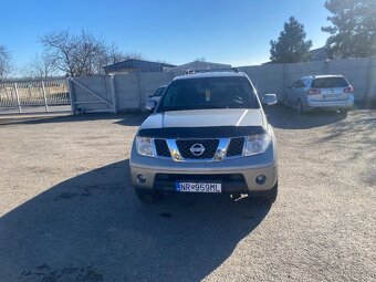 Nisan Pathfinder - 2