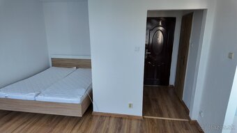 Garzónka s čiastočným zariadením, Boriny - 2