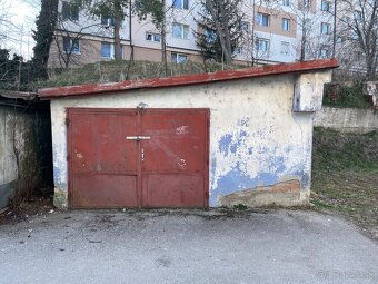 Predam garáž - 2