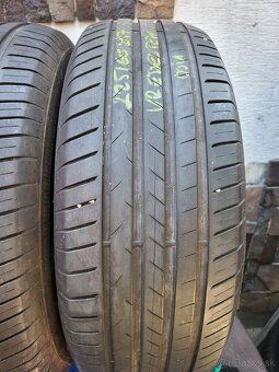 225/60 R17 Vredestein--Hankook letne pneumatiky - 2