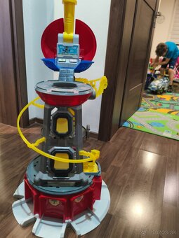 Spin Master Labková centrála veža. - 2