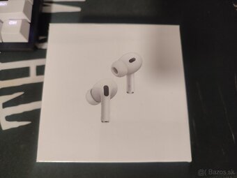 Apple AirPods (2nd gen) - 2