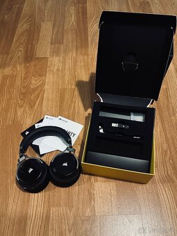 Corsair Virtuoso RGB Wireless - 2