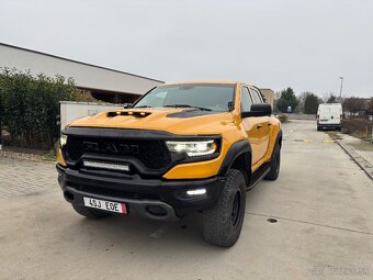 DODGE RAM 5,7 HEMI - 2