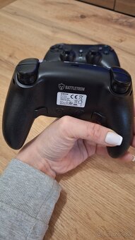 Ovládač na ps4 - 2