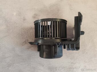 Kabínovy ventilátor Renault Thalia - 2
