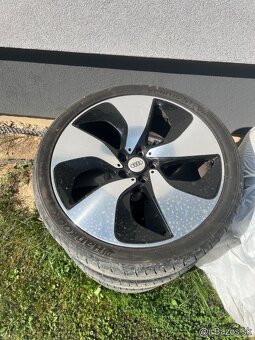 Audi elektrony + 255/35 R20 5x112 - 2