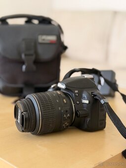 Nikon D3100 - 2