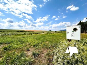 Predaj - Investičný pozemok 800m2 – Veľký Lapáš - 2