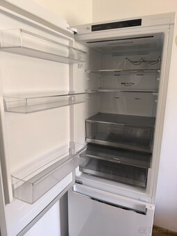 Chladnička s mrazničkou - LG no frost - 2