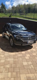 VW Touareg 3,0 TDI V6 SCR 286k 4Monitor 210KW DPH - 2