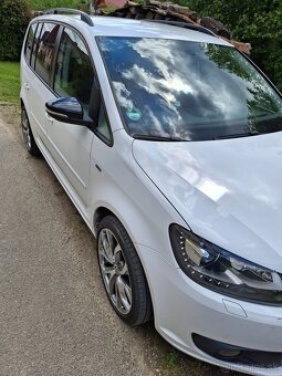 VW Touran - 2
