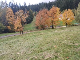 Stavebný pozemok 1448 m² v tichom prostredí Kysúc - 2