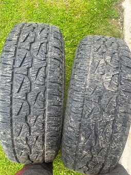 Predám pneumatiky 255/65 r17 - 2