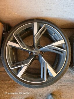 Originálna sada kolies Audi Sport RS6 C8 RS7 R22 + Pneu - 2