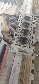 Predam hlavu Daihatsu Feroza - 2