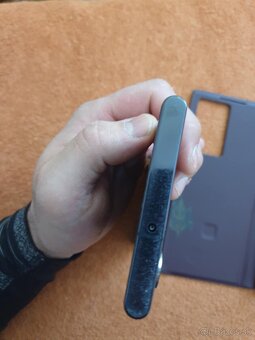 PREDÁM SAMSUNG GALAXY S22 ULTRA - 2