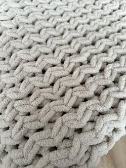 Ručne pletená deka 140x200 béžová - 2