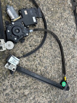 Sťahovanie okna Sharan alhambra galaxy - 2