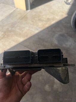 Riadiaca jednotka Motora 1860A844 - 2