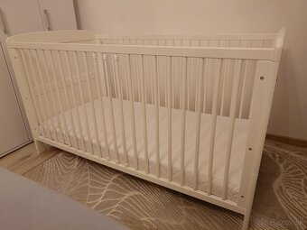 Detská postieľka s vyberateľnými tyčami + matrac - 2