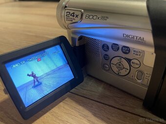 MiniDV kamera Panasonic NV-GS11 - 2