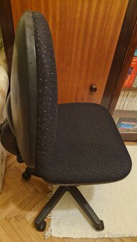 Otočná stolička - 2