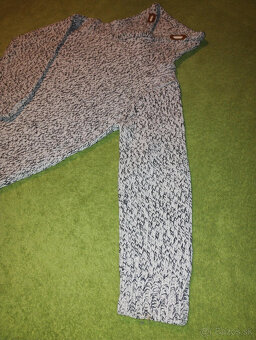 Elegantný detský sveter - 2