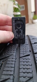 Zimne 235/55 r18 - 2