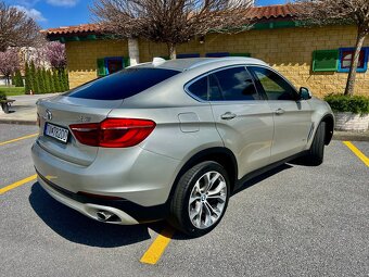 BMW X6 1majitel servisná kniha - 2