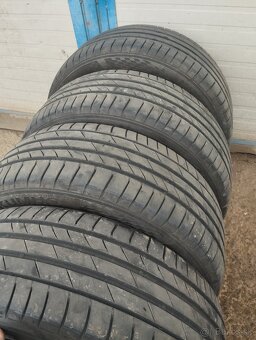 Pneumatiky  235/50 r19 - 2