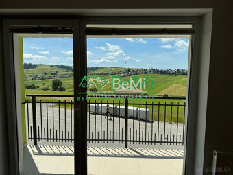 Priestranný 2-izbový byt v Mútnom - 2